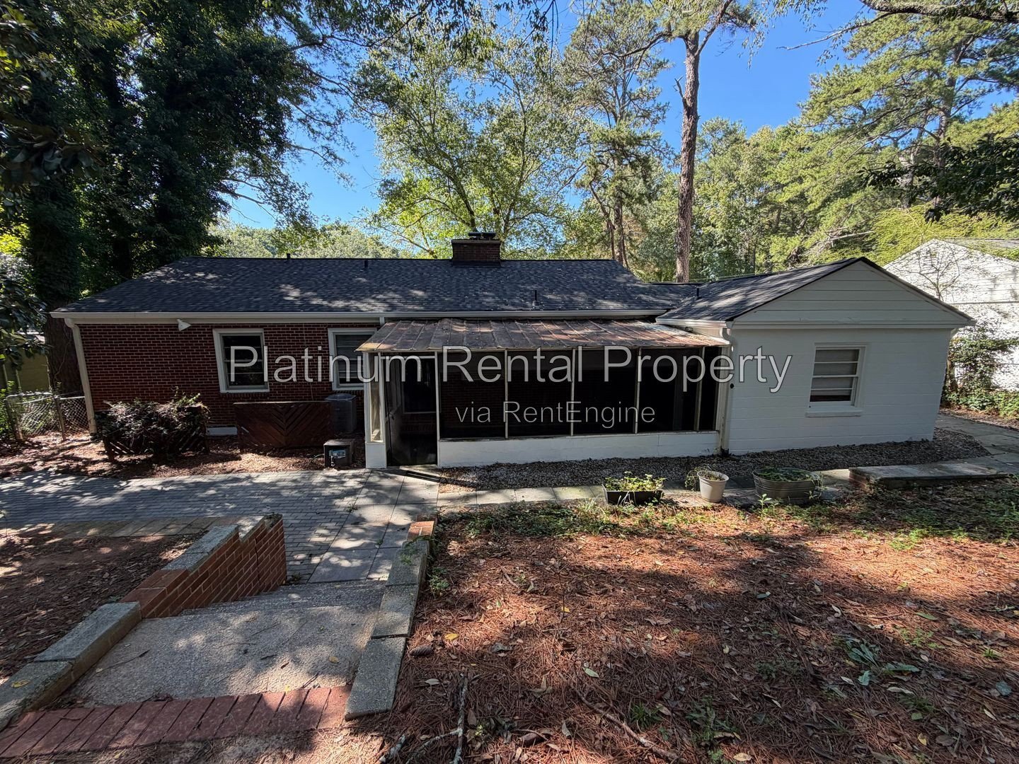 Updated 4 bedroom Brick Ranch home for rent in Atlanta by Platinum Property Management Services, Inc. property image