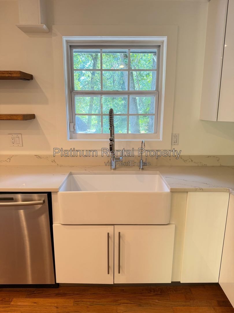 Amazing, updated 4 bedroom home in unbeatable Buckhead location by Platinum Property Management Services, Inc. property image