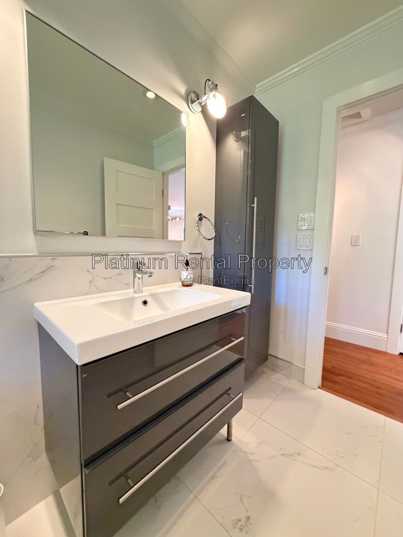 Amazing, updated 4 bedroom home in unbeatable Buckhead location by Platinum Property Management Services, Inc. property image