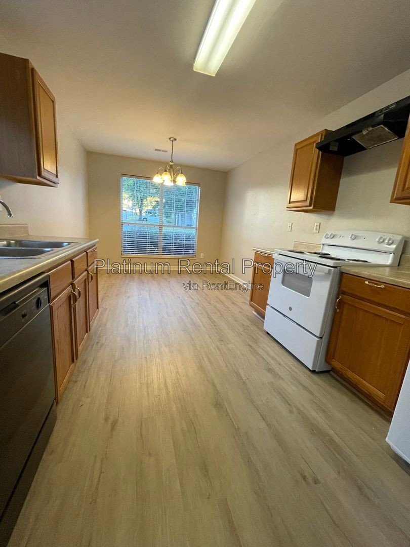 Charming 3 bedroom home in desirable Lithonia community by Platinum Property Management Services, Inc. property image