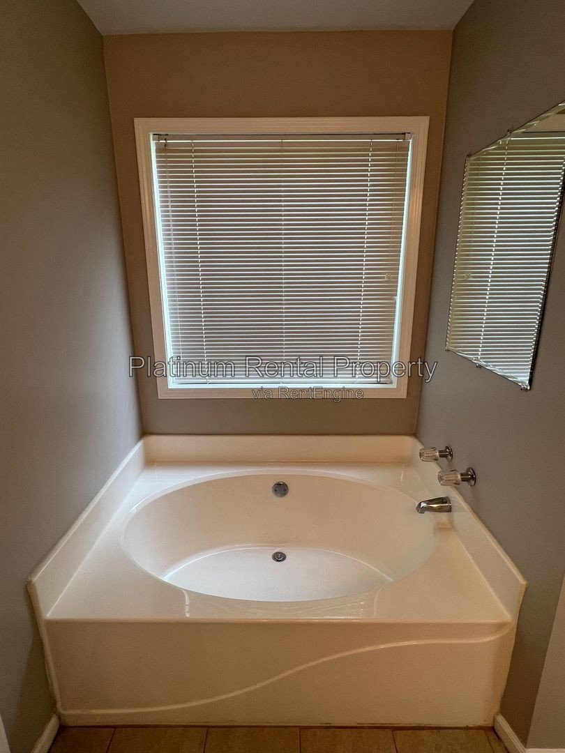 Fabulous, 3 bedroom RANCH in desirable Buford community by Platinum Property Management Services, Inc. property image