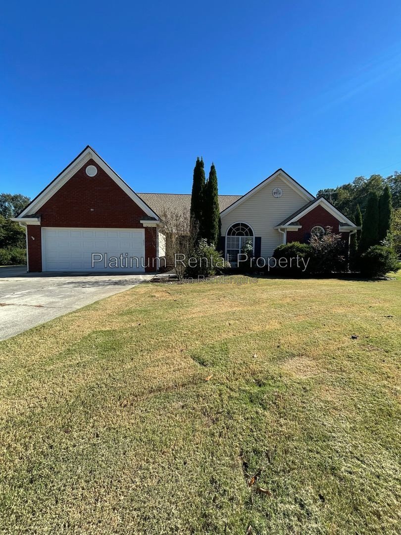 Fabulous, 3 bedroom ranch in desirable Dallas community by Platinum Property Management Services, Inc. property image