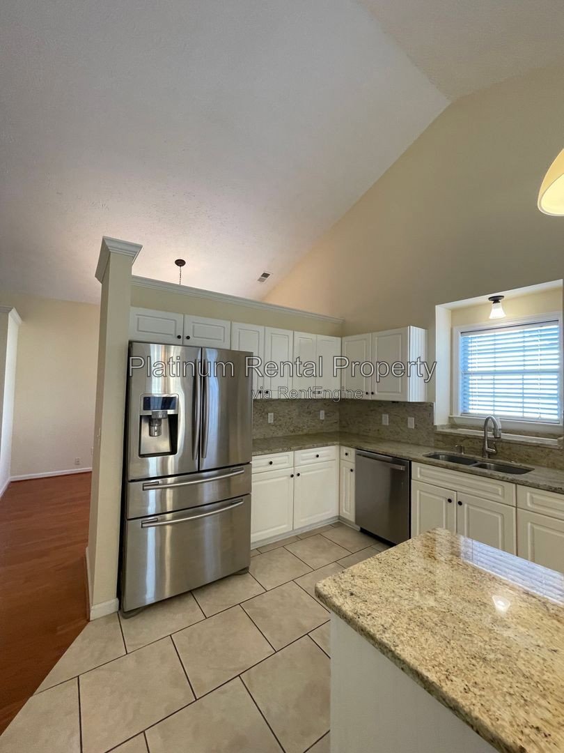 Fabulous, 3 bedroom ranch in desirable Dallas community by Platinum Property Management Services, Inc. property image