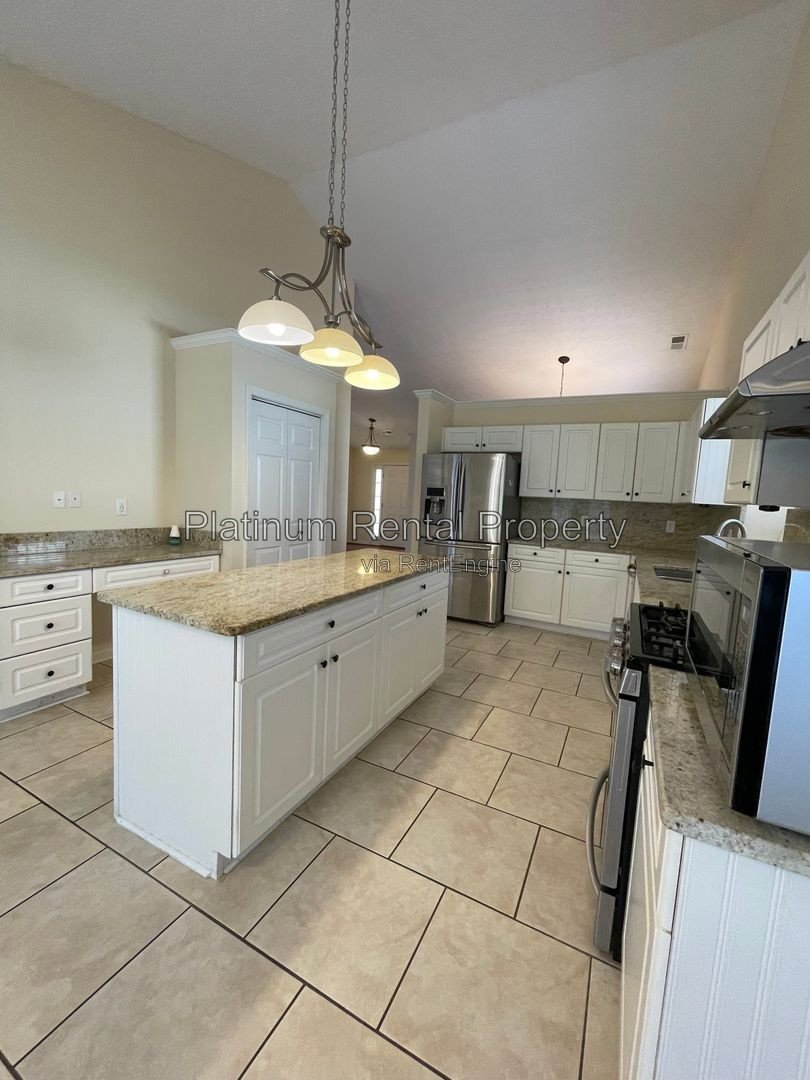 Fabulous, 3 bedroom ranch in desirable Dallas community by Platinum Property Management Services, Inc. property image