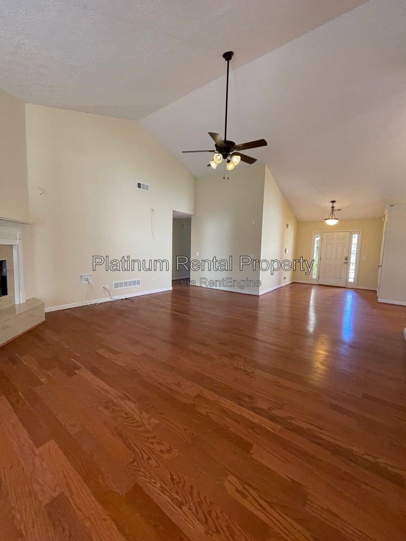 Fabulous, 3 bedroom ranch in desirable Dallas community by Platinum Property Management Services, Inc. property image
