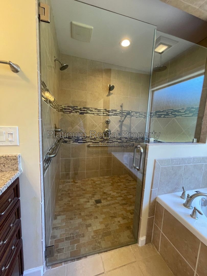 Fabulous, 3 bedroom ranch in desirable Dallas community by Platinum Property Management Services, Inc. property image