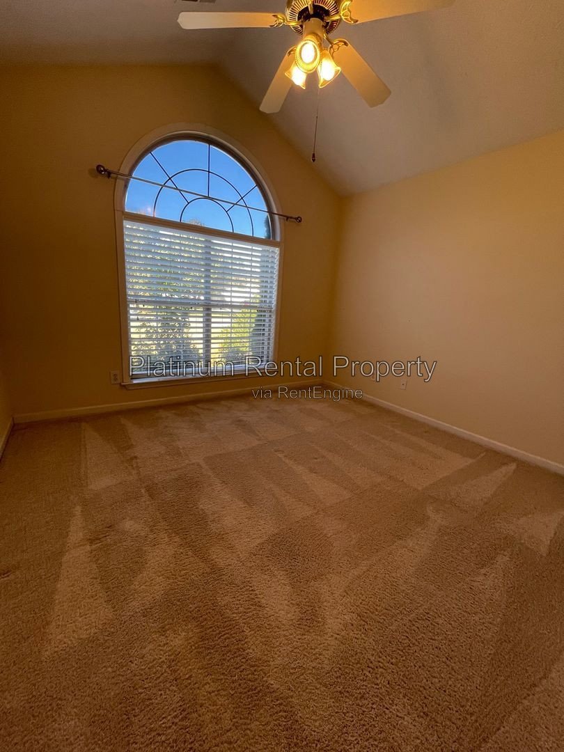 Fabulous, 3 bedroom ranch in desirable Dallas community by Platinum Property Management Services, Inc. property image