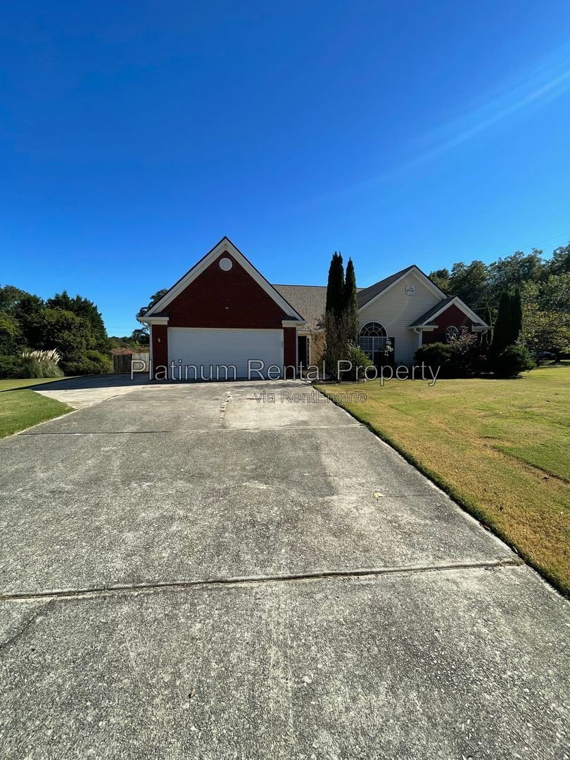 Fabulous, 3 bedroom ranch in desirable Dallas community by Platinum Property Management Services, Inc. property image