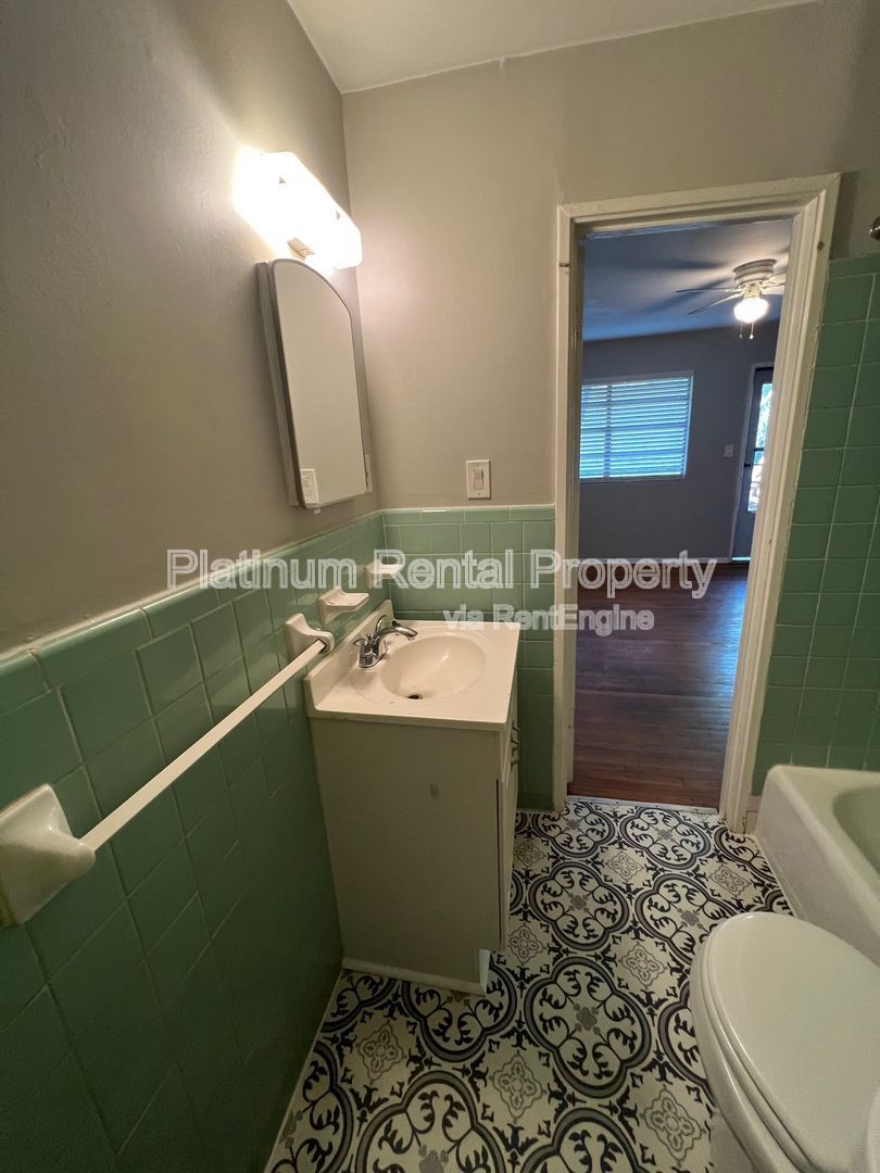 Amazing Location Mid-town Atlanta Condo For Rent, 1 Bedroom, 1 bath by Platinum Property Management Services, Inc property image