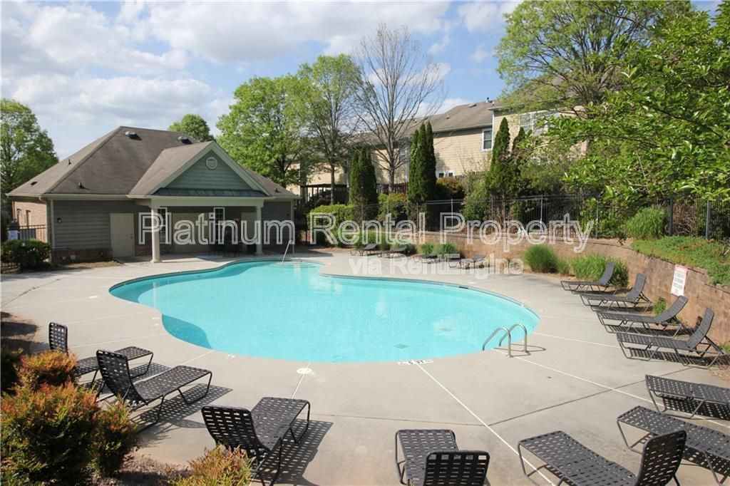 Immaculate 3 Bedroom townhome in Atlanta by Platinum Property Management Services, Inc. property image