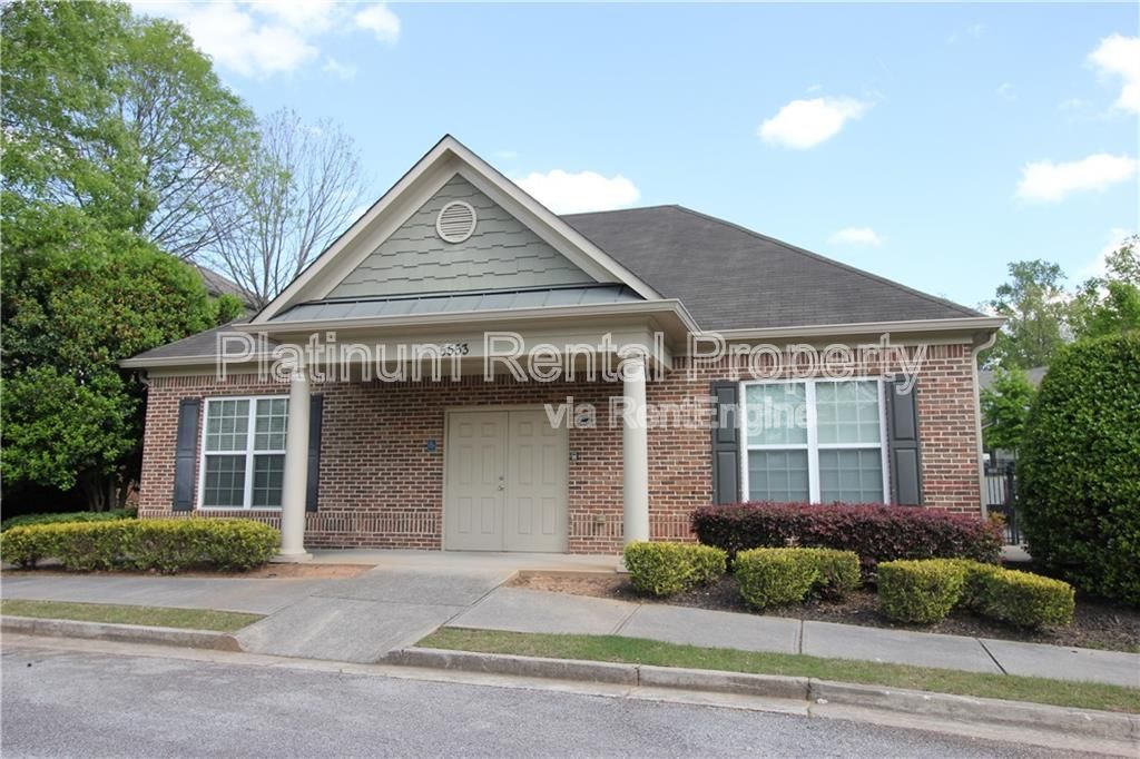 Immaculate 3 Bedroom townhome in Atlanta by Platinum Property Management Services, Inc. property image