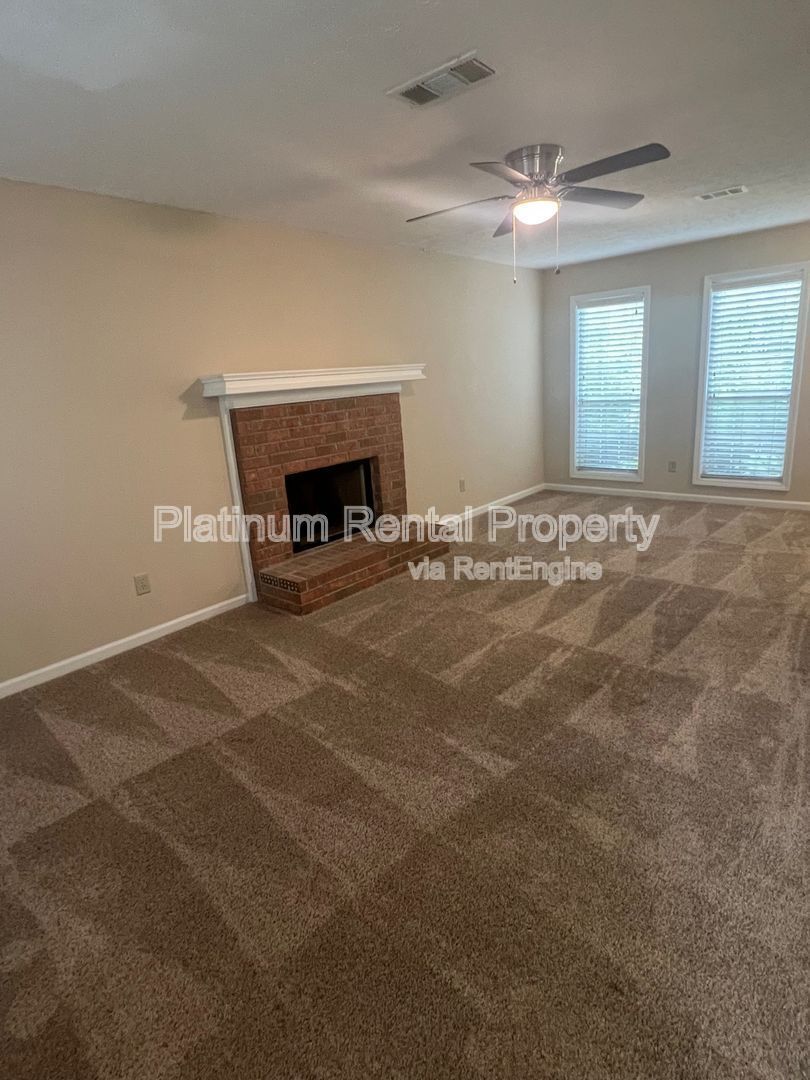 Peaceful 3 bedroom 2.5 bathroom home in Dawsonville by Platinum Property Management Services, Inc. property image