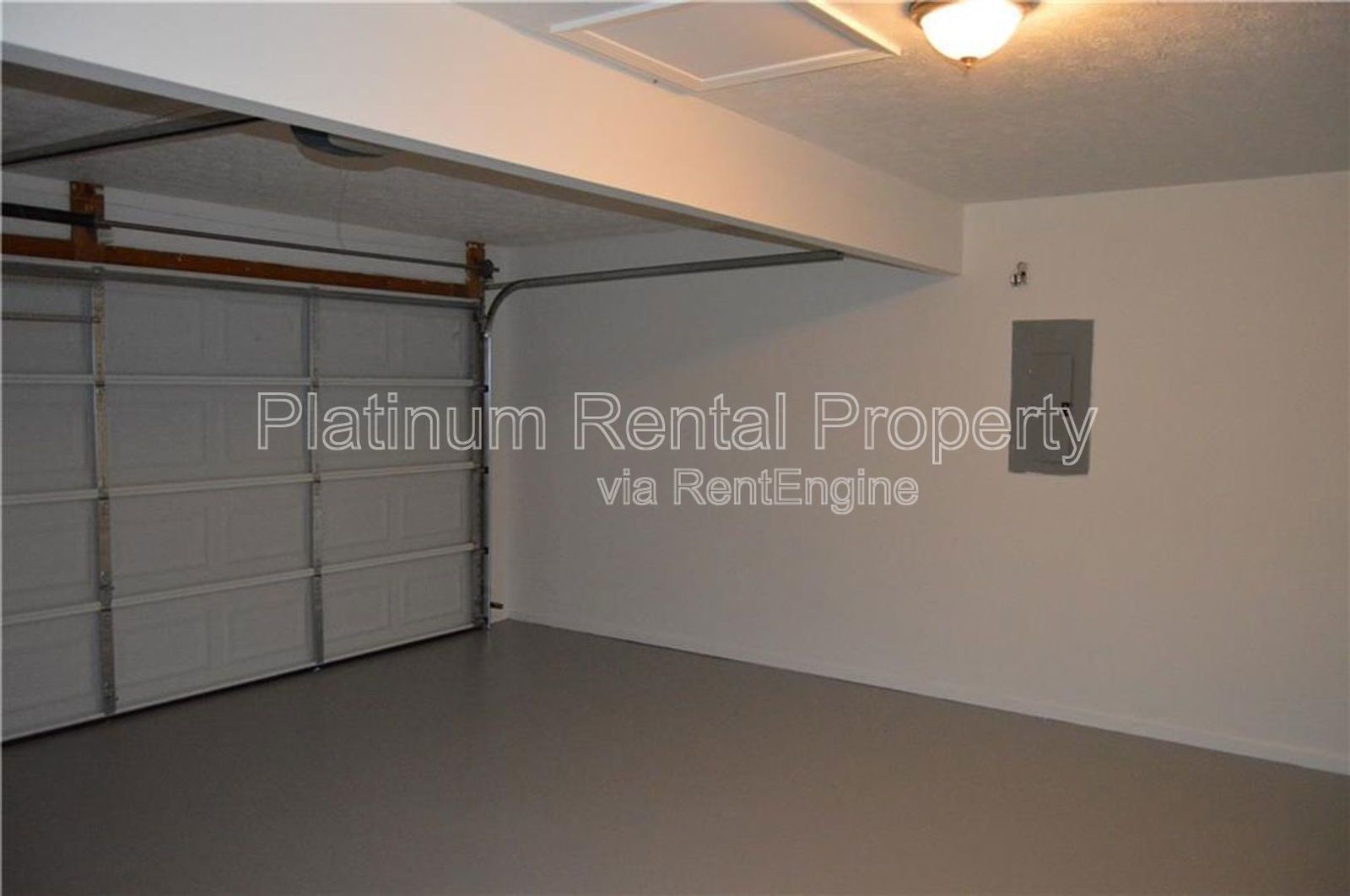 Peaceful 3 bedroom 2.5 bathroom home in Dawsonville by Platinum Property Management Services, Inc. property image