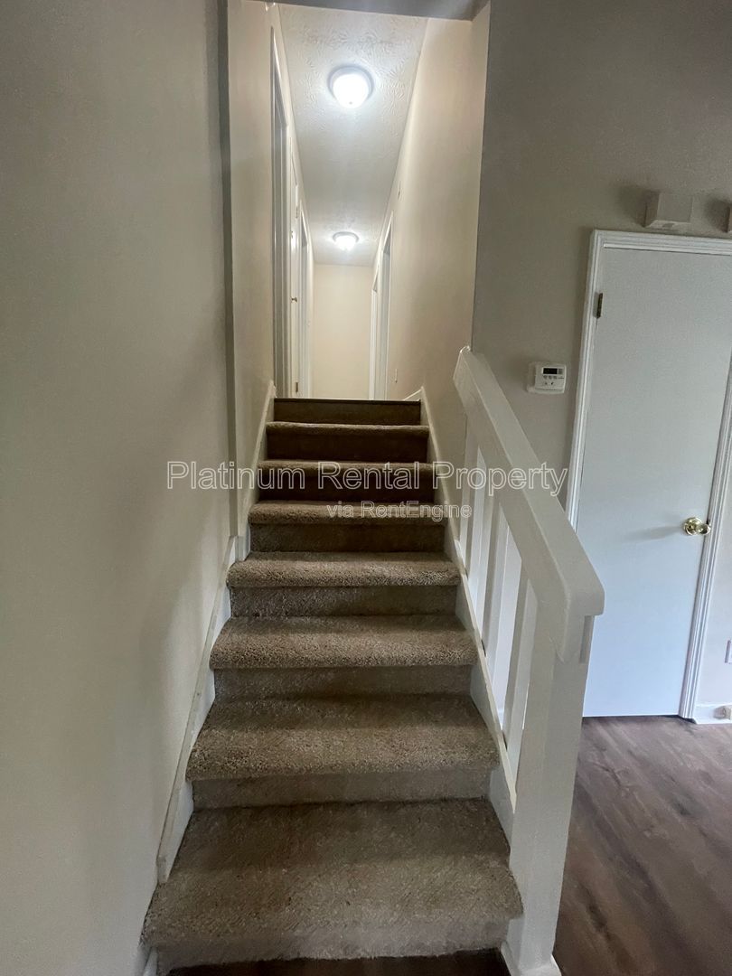 Welcome home to this charming 3 bedroom property for rent in Suwanee by Platinum Property Management Services, Inc. property image