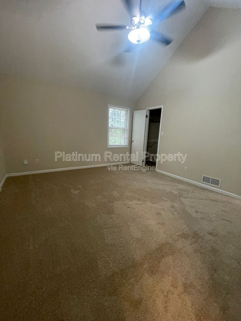 Welcome home to this charming 3 bedroom property for rent in Suwanee by Platinum Property Management Services, Inc. property image