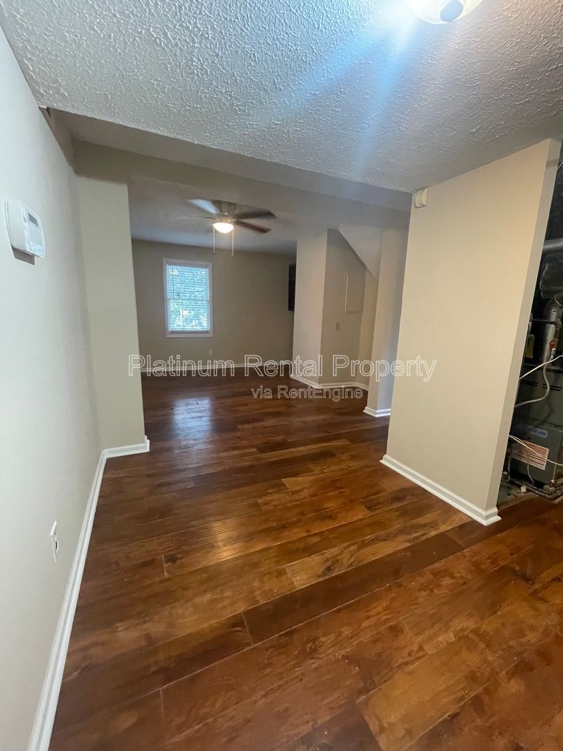Welcome home to this charming 3 bedroom property for rent in Suwanee by Platinum Property Management Services, Inc. property image