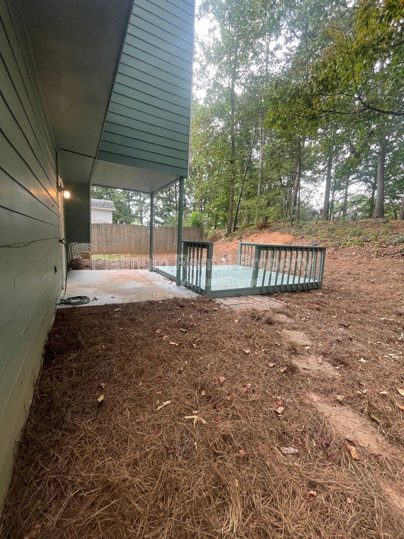 Welcome home to this charming 3 bedroom property for rent in Suwanee by Platinum Property Management Services, Inc. property image