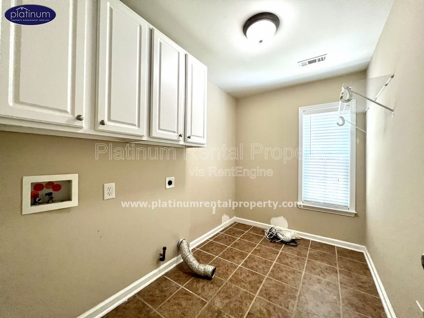 3 bedroom 2.5 bathroom Kennesaw Home for Rent by Platinum Property Management Services, Inc. property image