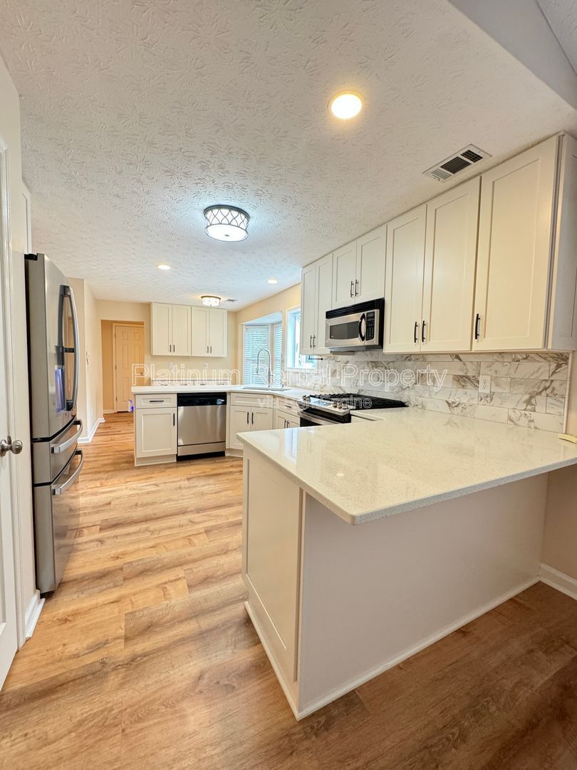 Beautiful UPDATED 3 bedroom home in Lawrenceville by Platinum Property Management Services, Inc. property image