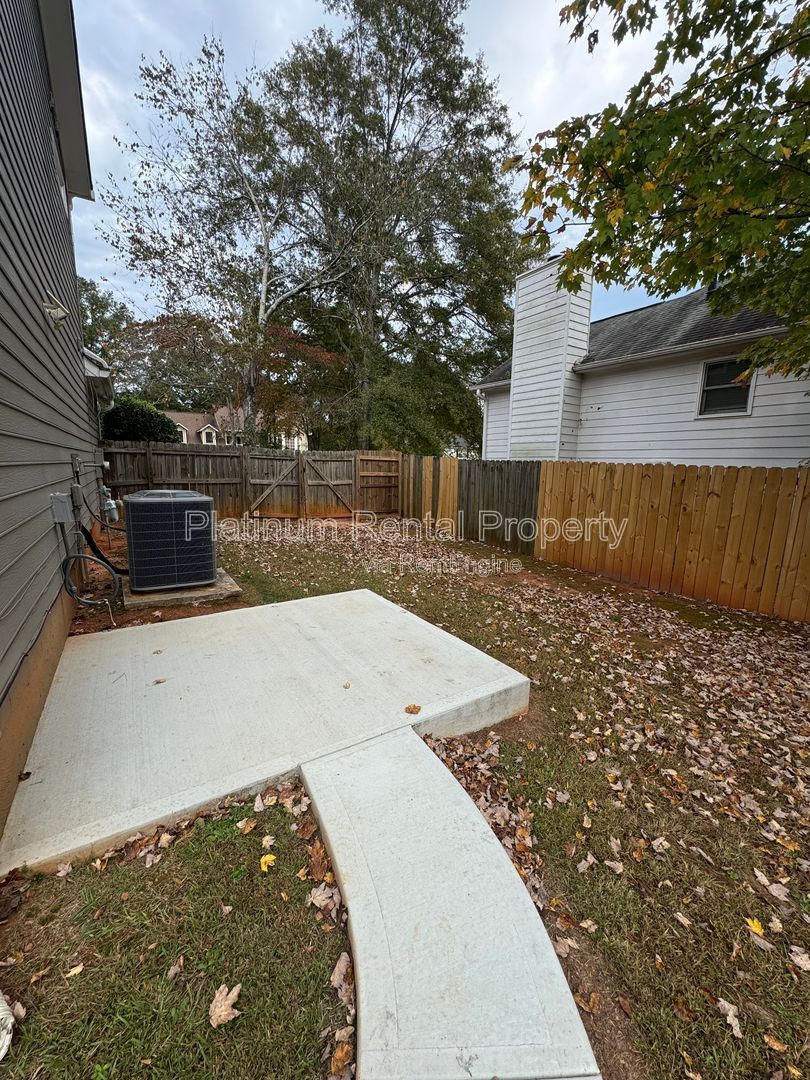 Beautiful UPDATED 3 bedroom home in Lawrenceville by Platinum Property Management Services, Inc. property image