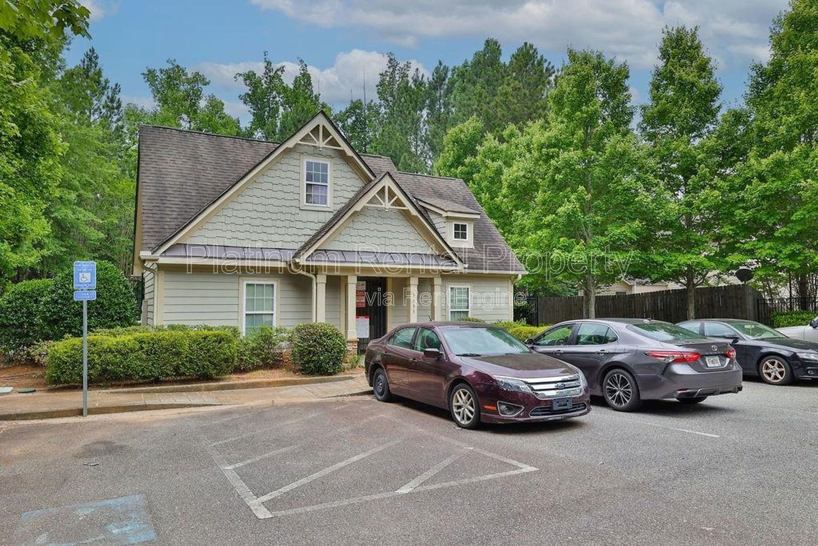 4 Bedroom Alpharetta Home For Rent by Platinum Property Management Services, Inc. property image