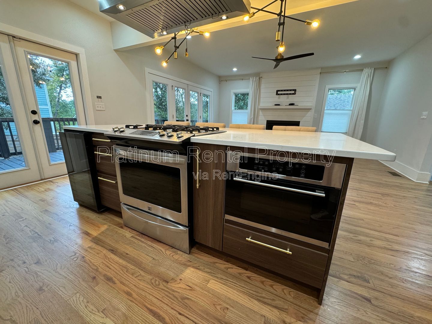 Spectacular Better-Than-New Modern 4 bedroom house in prime In-Town Atlanta location by Platinum Property Management, Services, Inc. property image