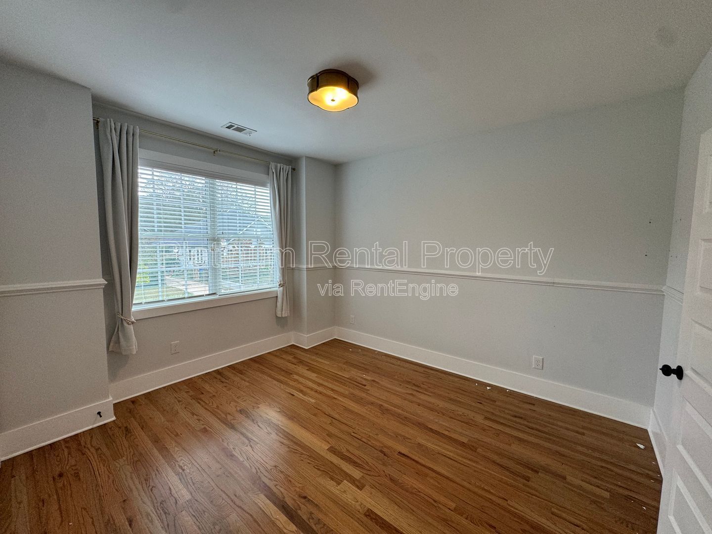 Spectacular Better-Than-New Modern 4 bedroom house in prime In-Town Atlanta location by Platinum Property Management, Services, Inc. property image