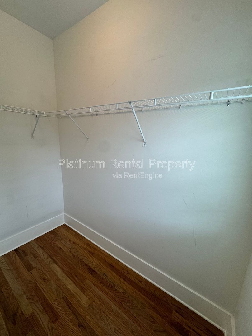 Spectacular Better-Than-New Modern 4 bedroom house in prime In-Town Atlanta location by Platinum Property Management, Services, Inc. property image