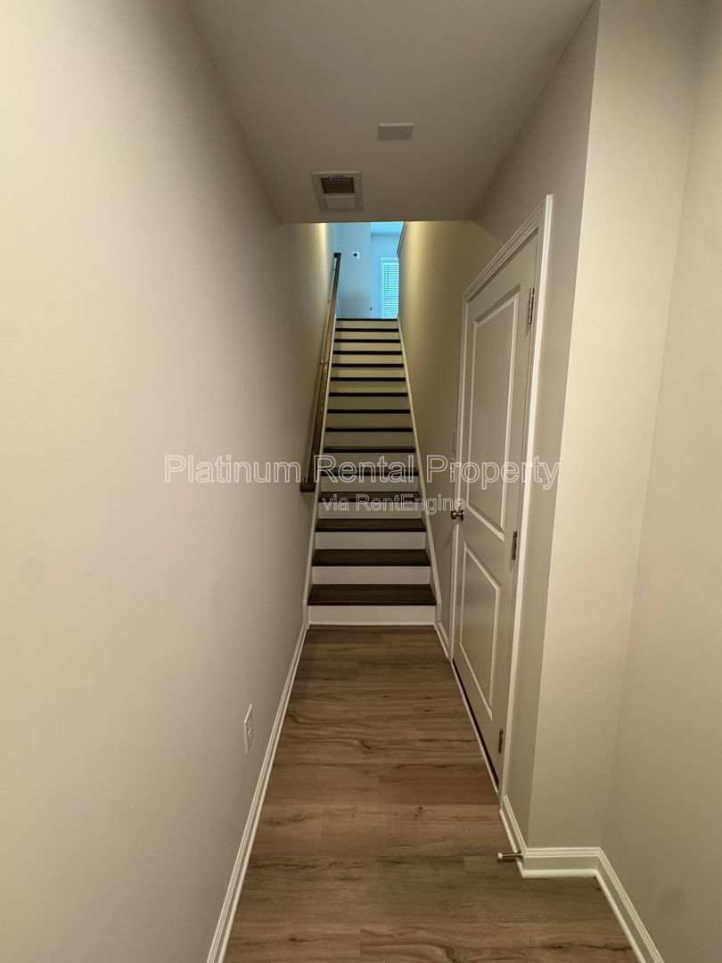 Spotless Buckhead Townhome For Rent, 2 Bedroom, 2 Bath by Platinum Property Management Services, Inc property image