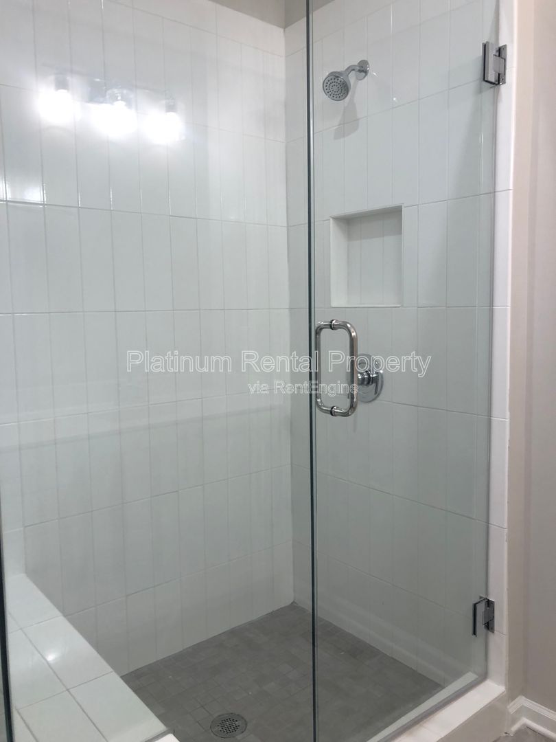 Spotless Buckhead Townhome For Rent, 2 Bedroom, 2 Bath by Platinum Property Management Services, Inc property image