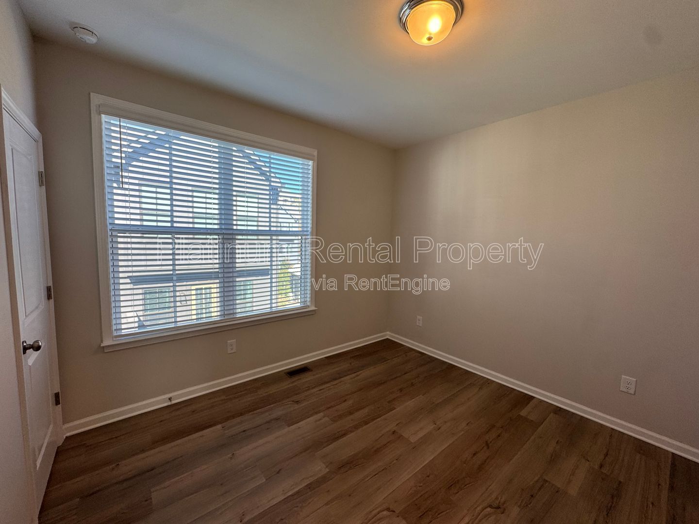 Spotless Buckhead Townhome For Rent, 2 Bedroom, 2 Bath by Platinum Property Management Services, Inc property image