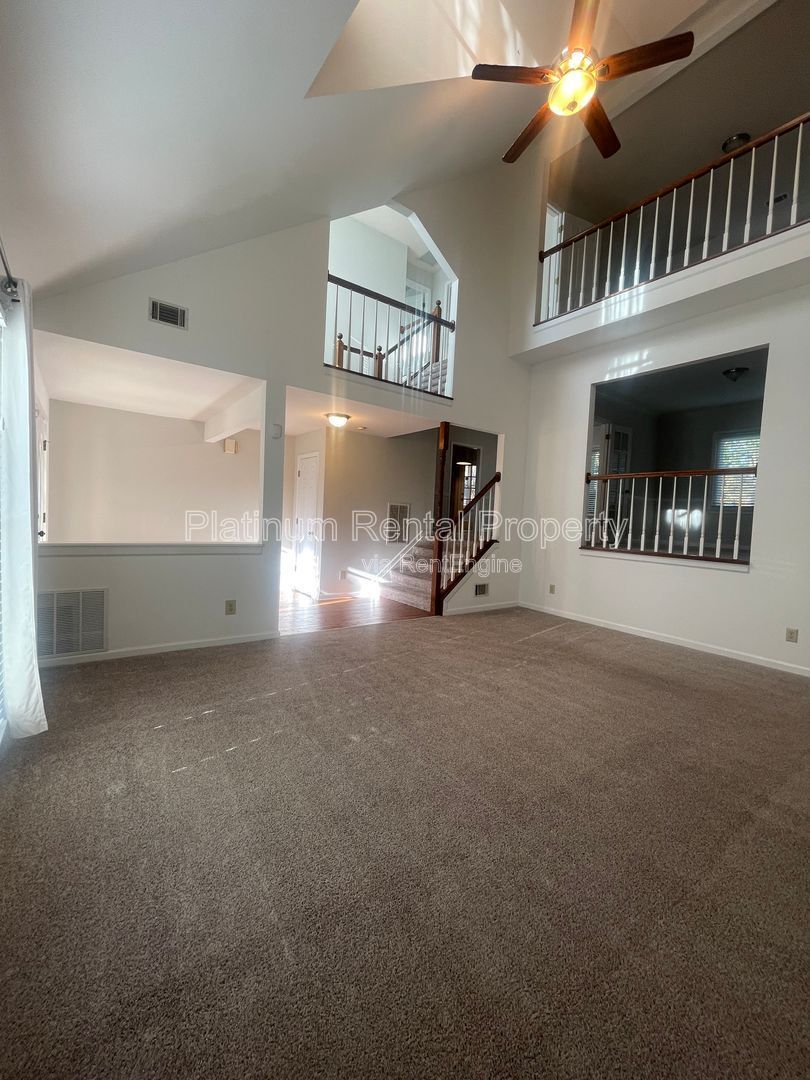 Location, location, location!  Gorgeous 3 bedroom home in desirable Roswell community by Platinum Property Management Services, Inc. property image