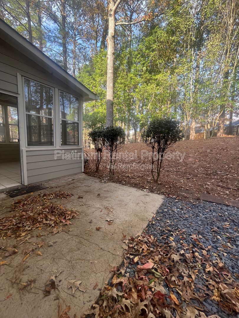 Location, location, location!  Gorgeous 3 bedroom home in desirable Roswell community by Platinum Property Management Services, Inc. property image