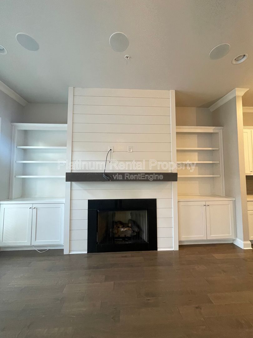 Fabulous, three-bedroom townhome in prime Smyrna/Vinings location by Platinum Property Management Services, Inc. property image