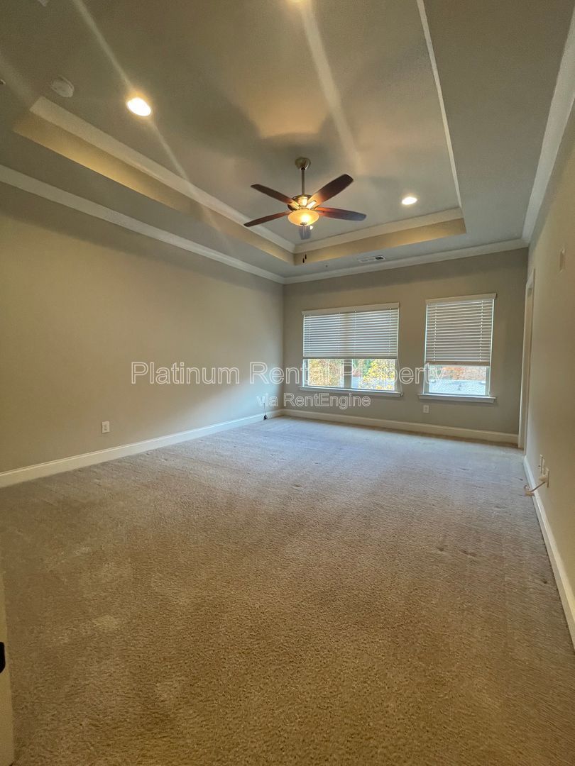 Fabulous, three-bedroom townhome in prime Smyrna/Vinings location by Platinum Property Management Services, Inc. property image