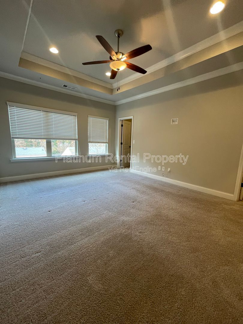 Fabulous, three-bedroom townhome in prime Smyrna/Vinings location by Platinum Property Management Services, Inc. property image