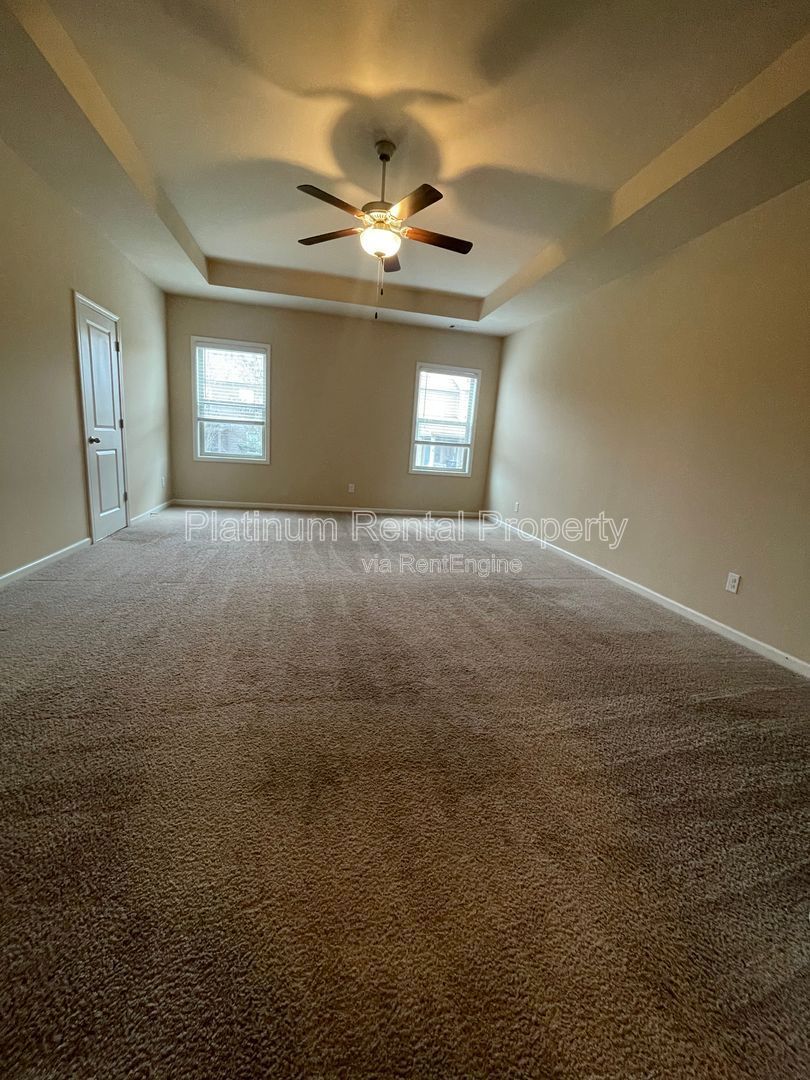 Immaculate, 5-bedroom, executive home in highly sought after Bridgetowne community by Platinum Property Management Services, Inc. property image