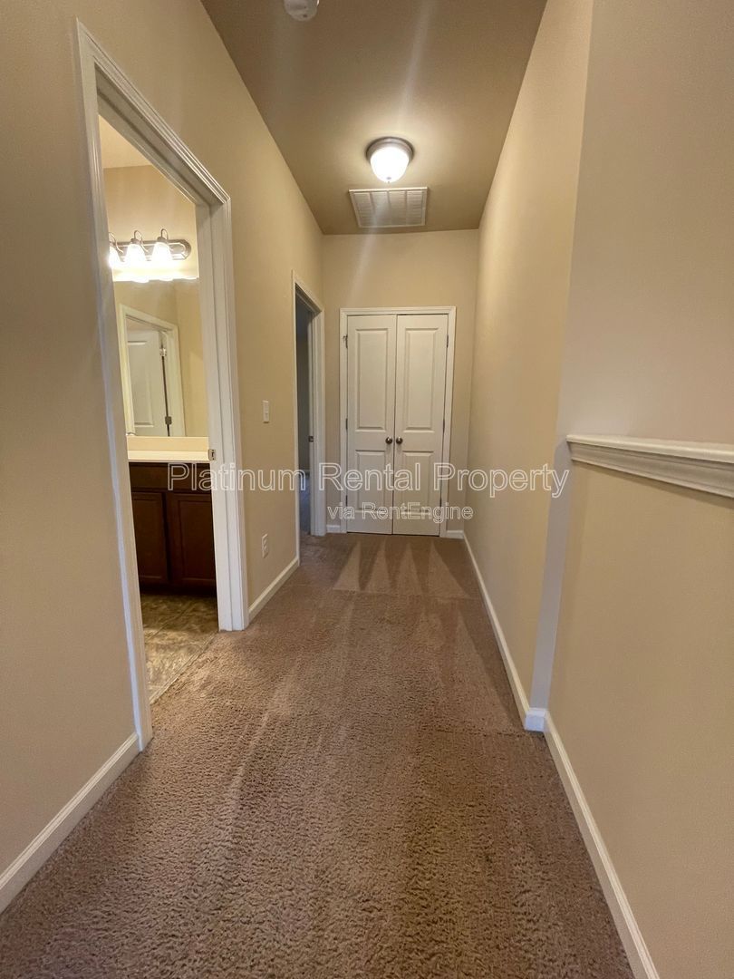 Immaculate, 5-bedroom, executive home in highly sought after Bridgetowne community by Platinum Property Management Services, Inc. property image