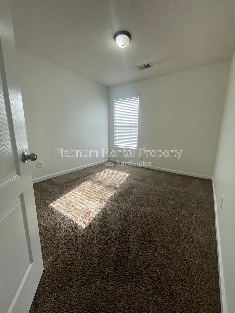 Wonderful, 3 bedroom, 2.5 bath townhome in sought after Atlanta neighborhood by Platinum Property Management Services, Inc. property image