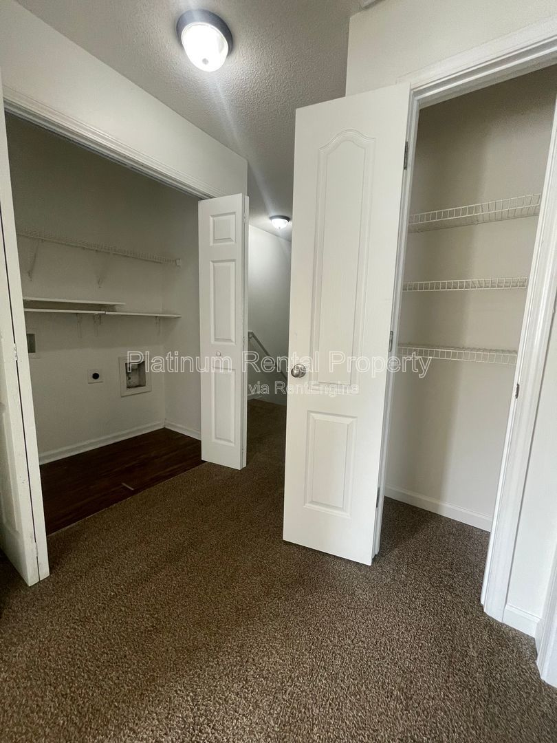 Wonderful, 3 bedroom, 2.5 bath townhome in sought after Atlanta neighborhood by Platinum Property Management Services, Inc. property image