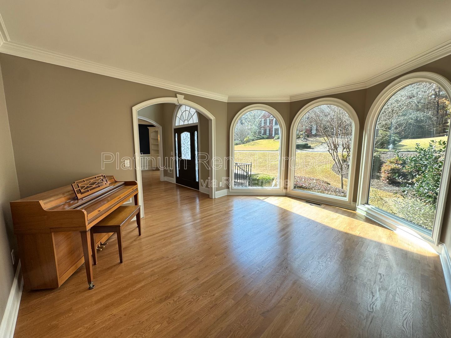 Exquisite 6 Bedroom home in Alpharetta / Roswell for rent by Platinum Property Management Services, Inc. property image