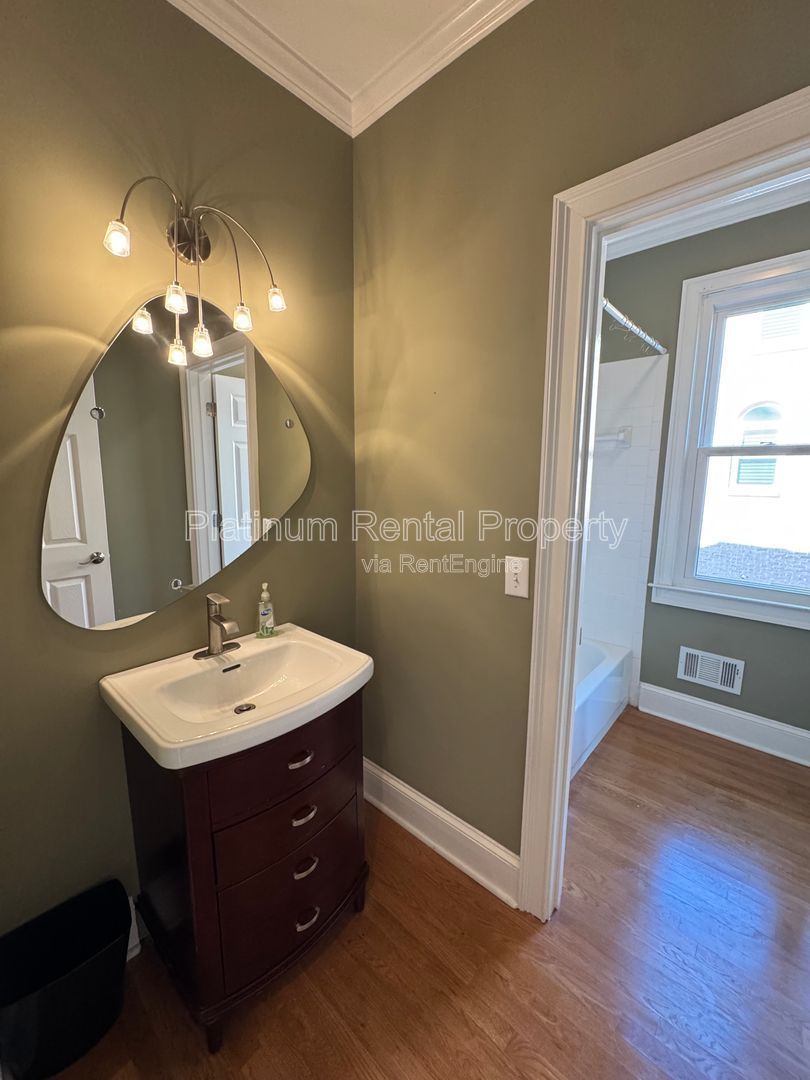 Exquisite 6 Bedroom home in Alpharetta / Roswell for rent by Platinum Property Management Services, Inc. property image