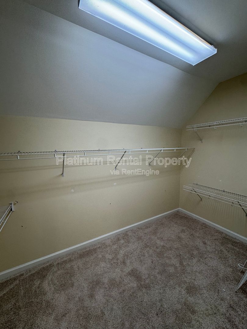 Exquisite 6 Bedroom home in Alpharetta / Roswell for rent by Platinum Property Management Services, Inc. property image