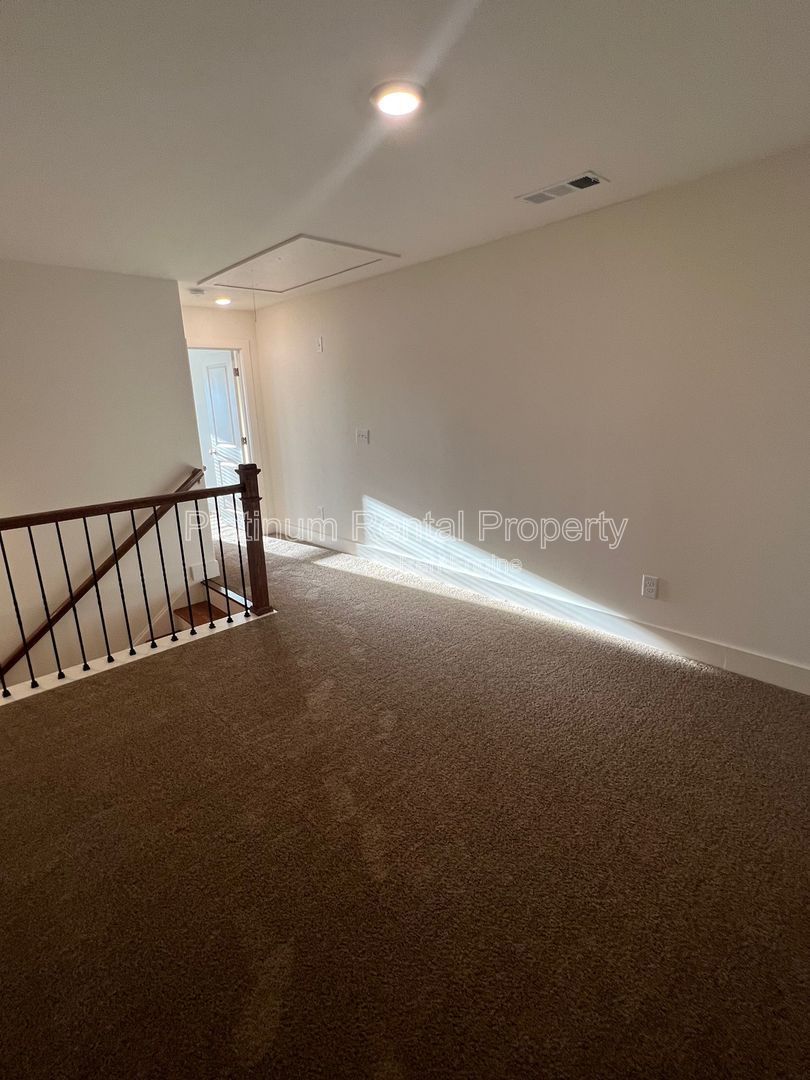 Gorgeous, 3-bedroom townhome is highly sought after Auburn community, by Platinum Property Management Services, Inc. property image