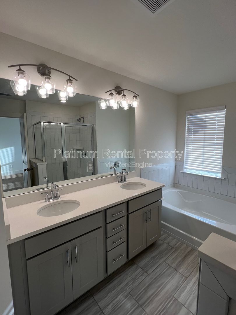 Gorgeous, 3-bedroom townhome is highly sought after Auburn community, by Platinum Property Management Services, Inc. property image