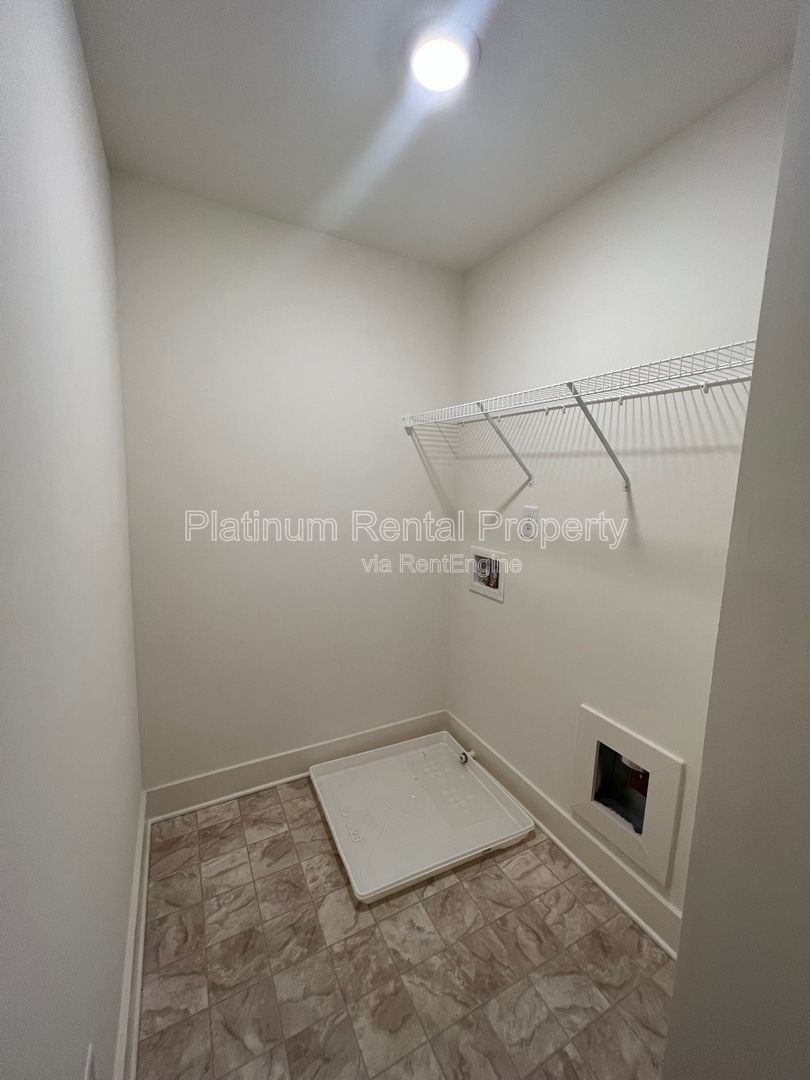 Gorgeous, 3-bedroom townhome is highly sought after Auburn community, by Platinum Property Management Services, Inc. property image