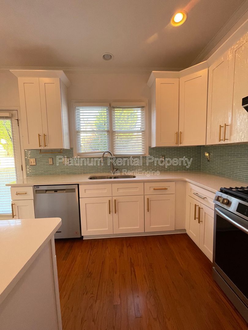 Come home for the holidays to this amazing 5 bedroom home in desirable Hampton Park subdivision in Buford, by Platinum Property Management Services, Inc. property image