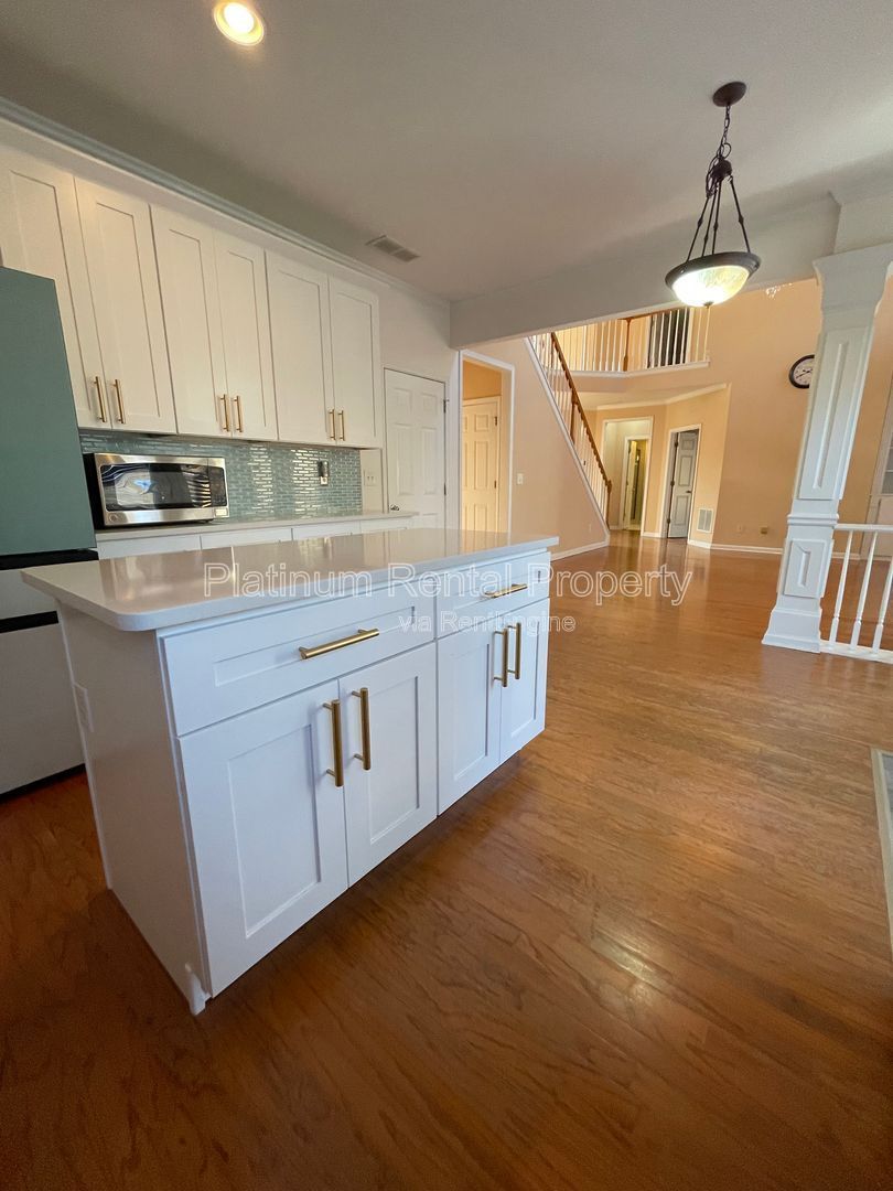 Come home for the holidays to this amazing 5 bedroom home in desirable Hampton Park subdivision in Buford, by Platinum Property Management Services, Inc. property image