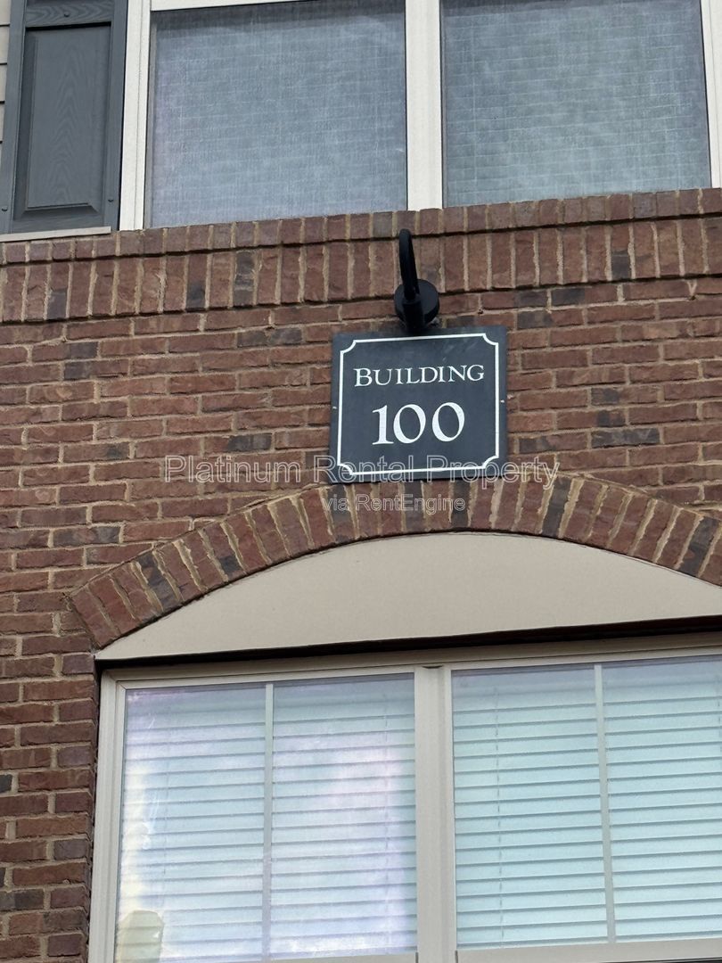 2 Bedroom Condo in Amazing Smyrna / Vinings for rent by Platinum Property Management Services, Inc. property image