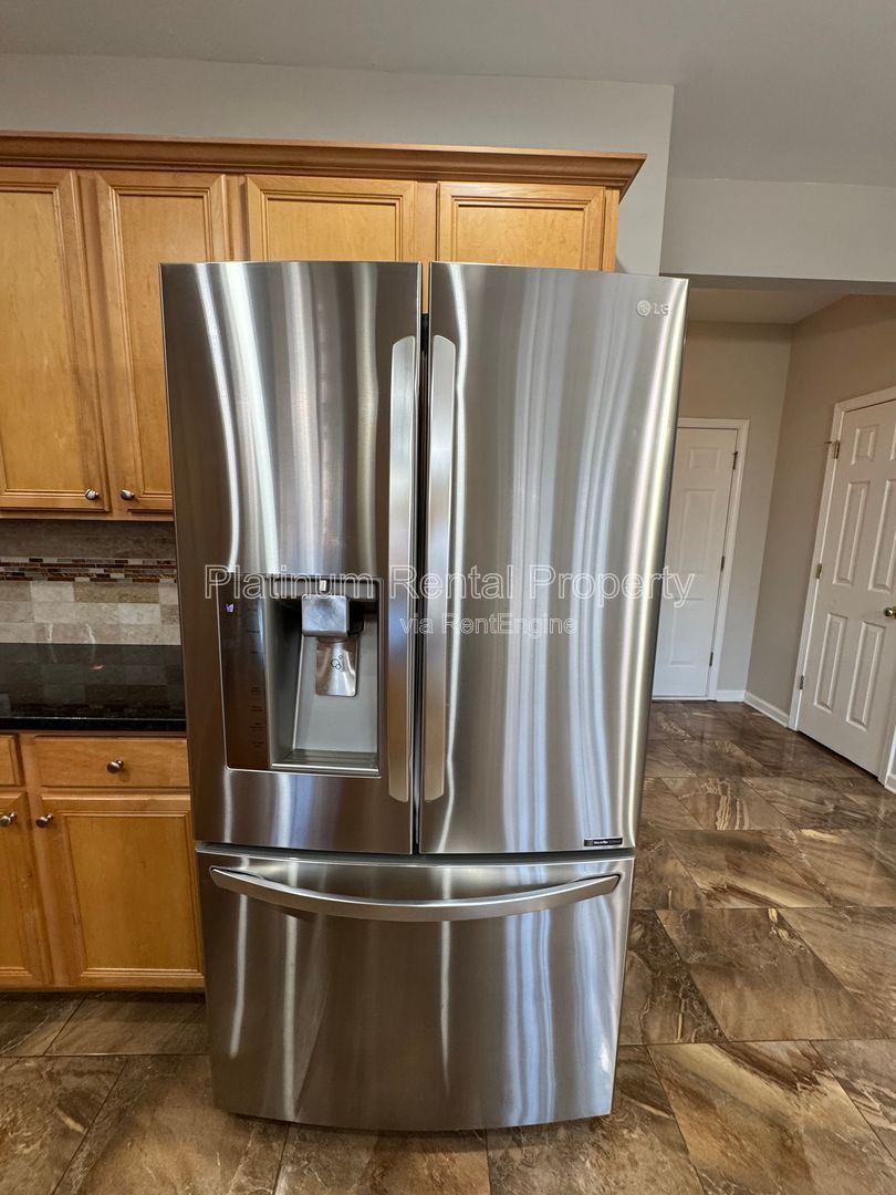 Beautiful, spacious 4 bedroom home in Kennesaw by Platinum Property Management Services, Inc. property image